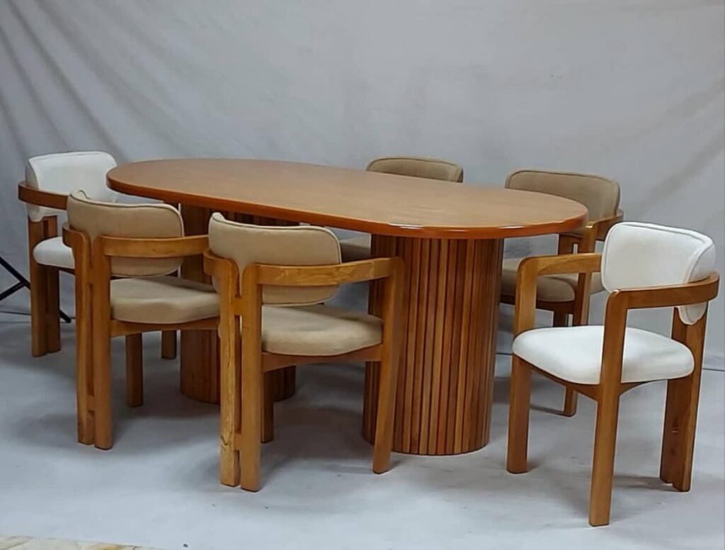 مبلمان برگزیده در شیراز