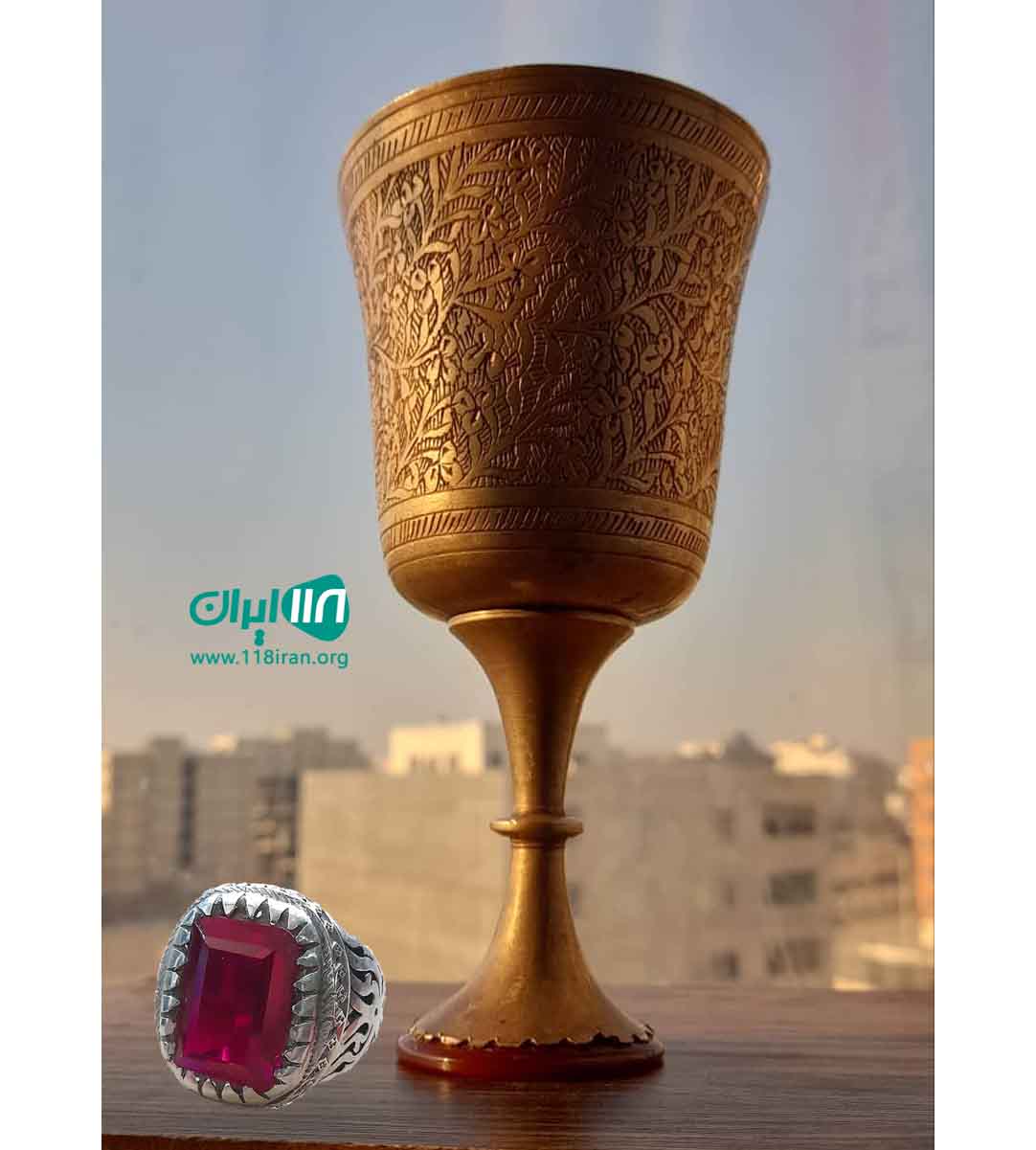 گالری آنتیک نقره و سنگهای قیمتی در کرج