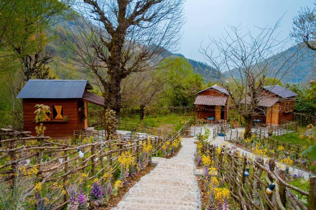 اقامتگاه بوم گردی سد خنم رامسر اقامتگاه بوم گردی سد خنم رامسر