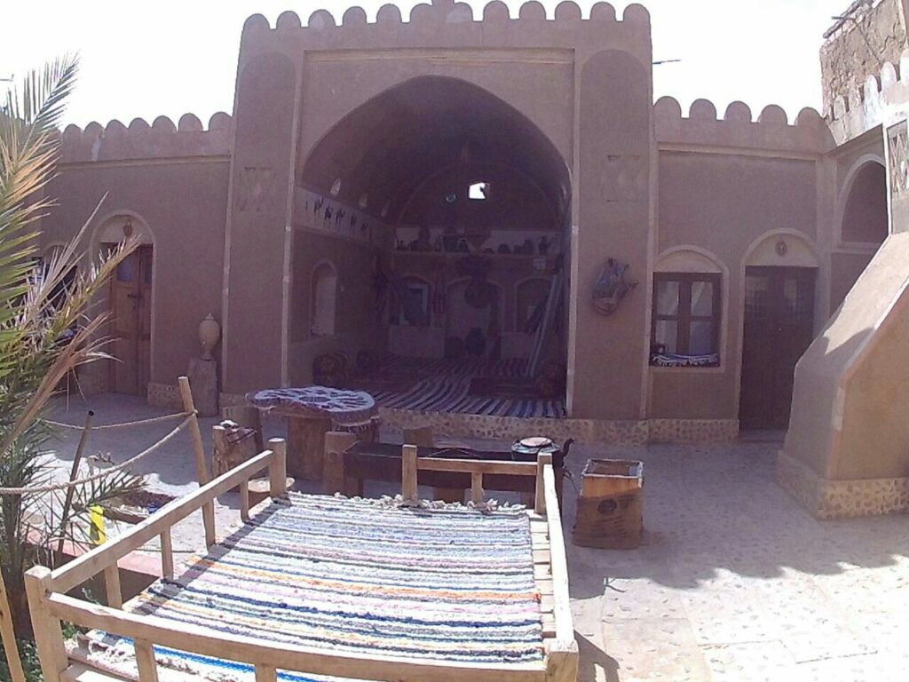 اقامتگاه بومگردی ساحل کویر در منطقه خور و بیابانک اصفهان اقامتگاه بومگردی ساحل کویر در منطقه خور و بیابانک اصفهان