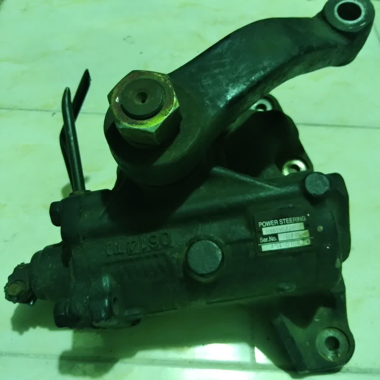 قطعات یدکی ایسوزو مؤذن در یزد