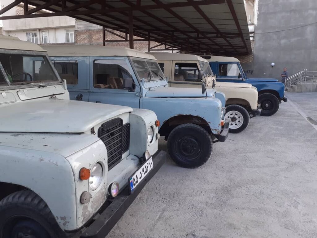 نمایشگاه خودرو های دو دیفرانسیل جوانی آذربایجان غربی نمایشگاه خودرو های دو دیفرانسیل جوانی آذربایجان غربی