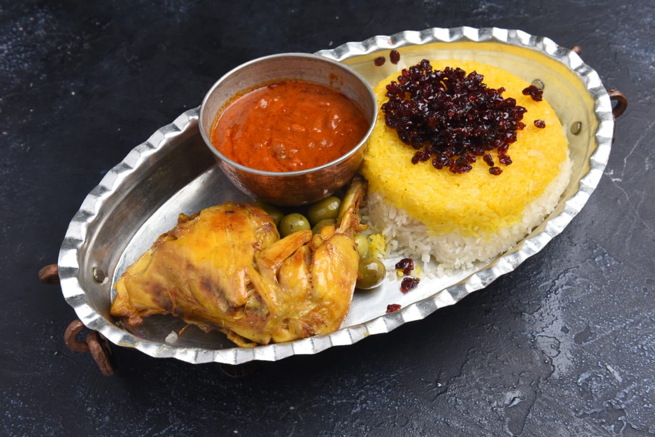 رستوران کباب سنتی بناب صدرا در کرج