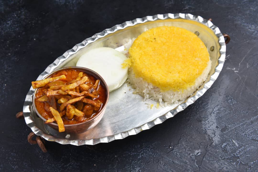 رستوران کباب سنتی بناب صدرا در کرج