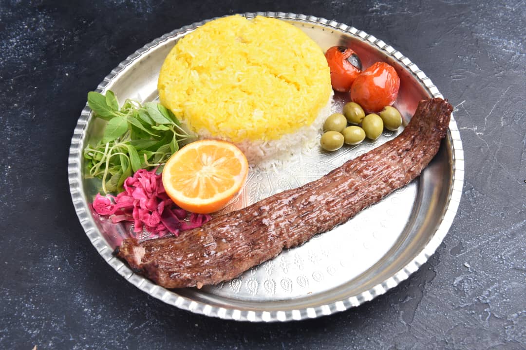 رستوران کباب سنتی بناب صدرا در کرج