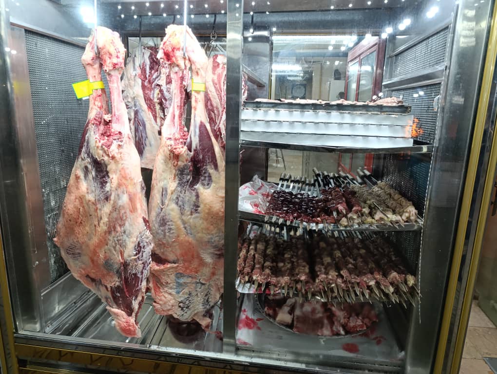 کباب سرای صادق در بندرکیاشهر کباب سرای صادق در بندرکیاشهر