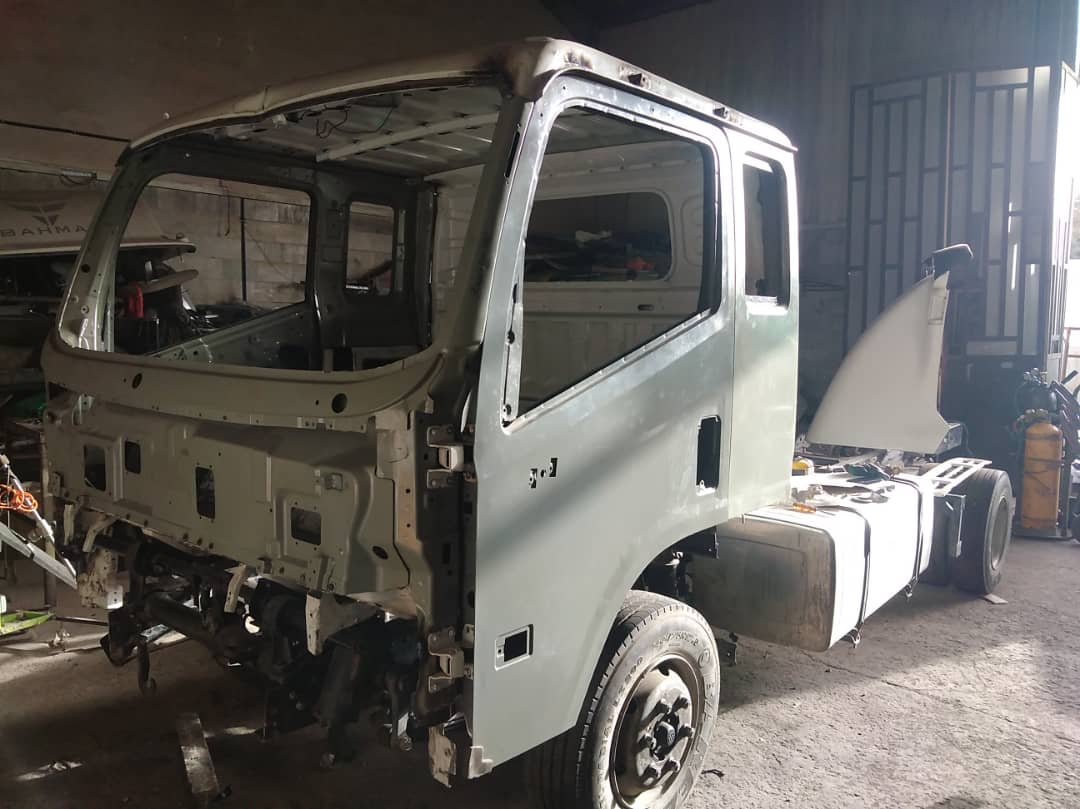 قطعات یدکی ایسوزو مؤذن در یزد