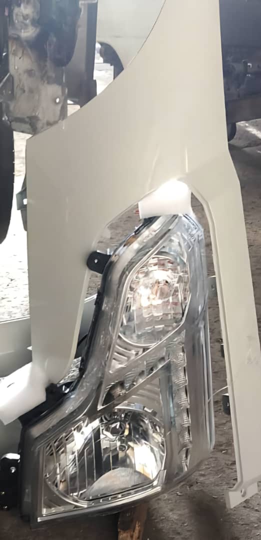 قطعات یدکی ایسوزو مؤذن در یزد