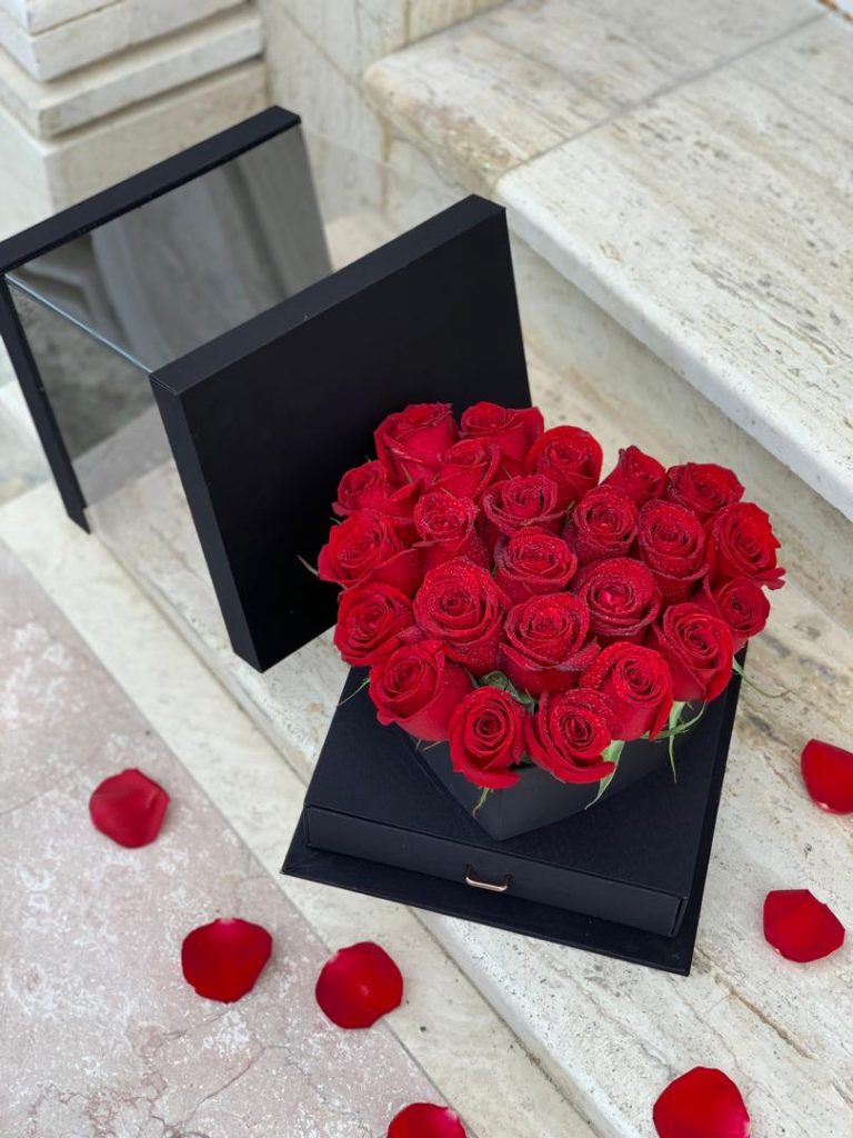 گلسرای یاس در گناوه