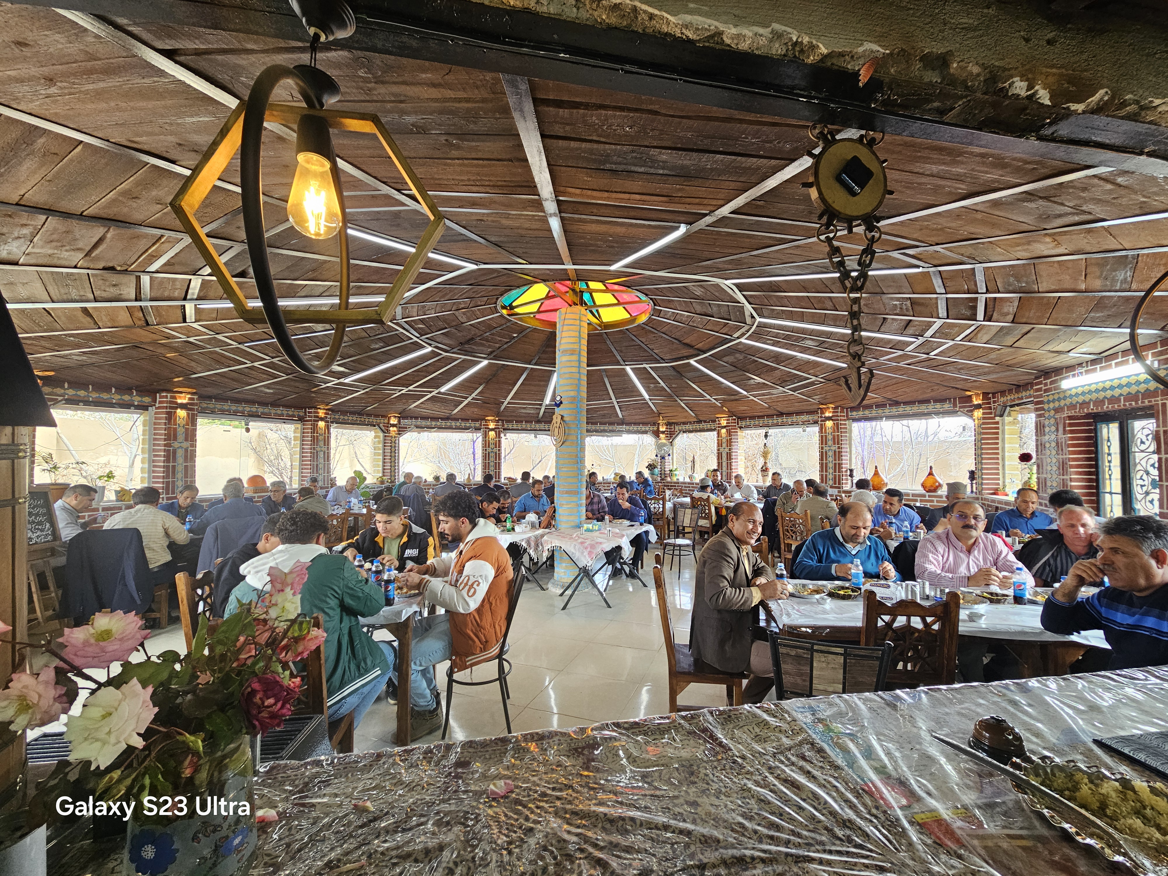 اقامتگاه بوم گردی السون در آتشکده فیروزآباد فارس