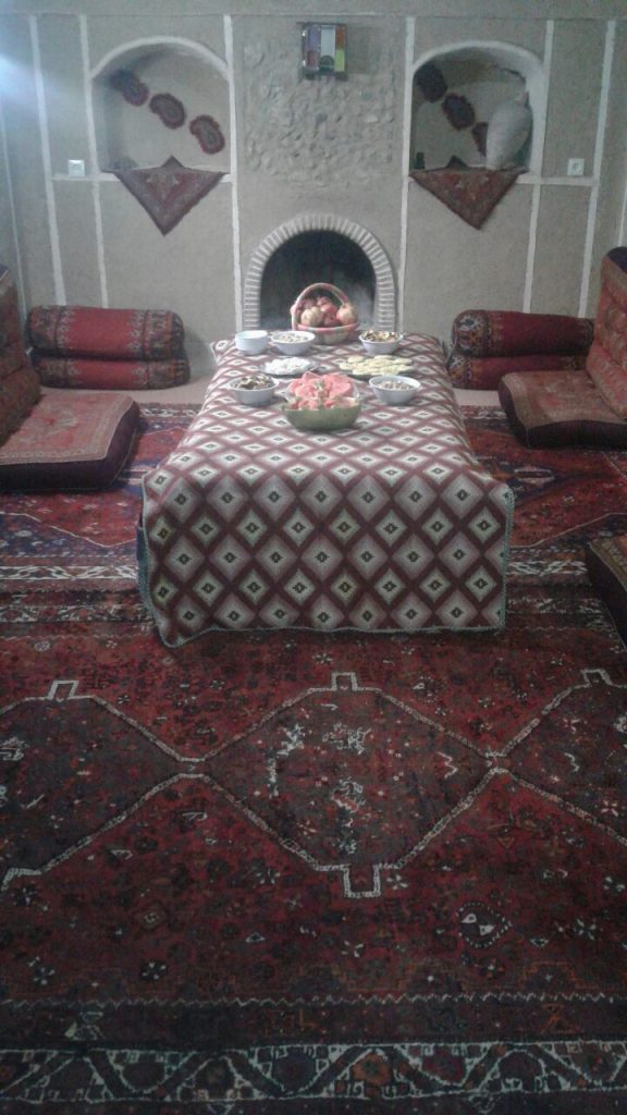 اقامتگاه بومگردی ظهرود در راین کرمان اقامتگاه بومگردی ظهرود در راین کرمان