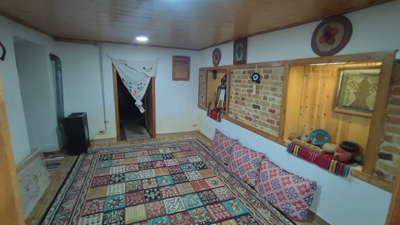 اقامتگاه بومگردی کبودوال در کردآباد علی آباد کتول اقامتگاه بومگردی کبودوال در کردآباد علی آباد کتول