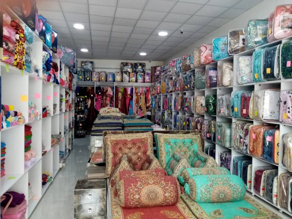 فروشگاه صنایع دستی نقش جهان و کالای خواب نرمین در بندرگز