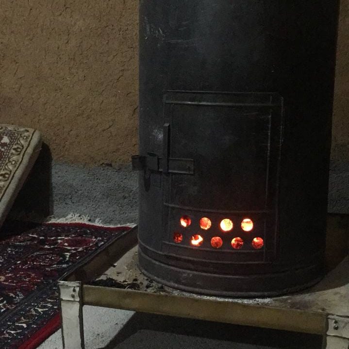 کباب ماهی ناوباخ در دور دریاچه زریوار مریوان کباب ماهی ناوباخ در دور دریاچه زریوار مریوان