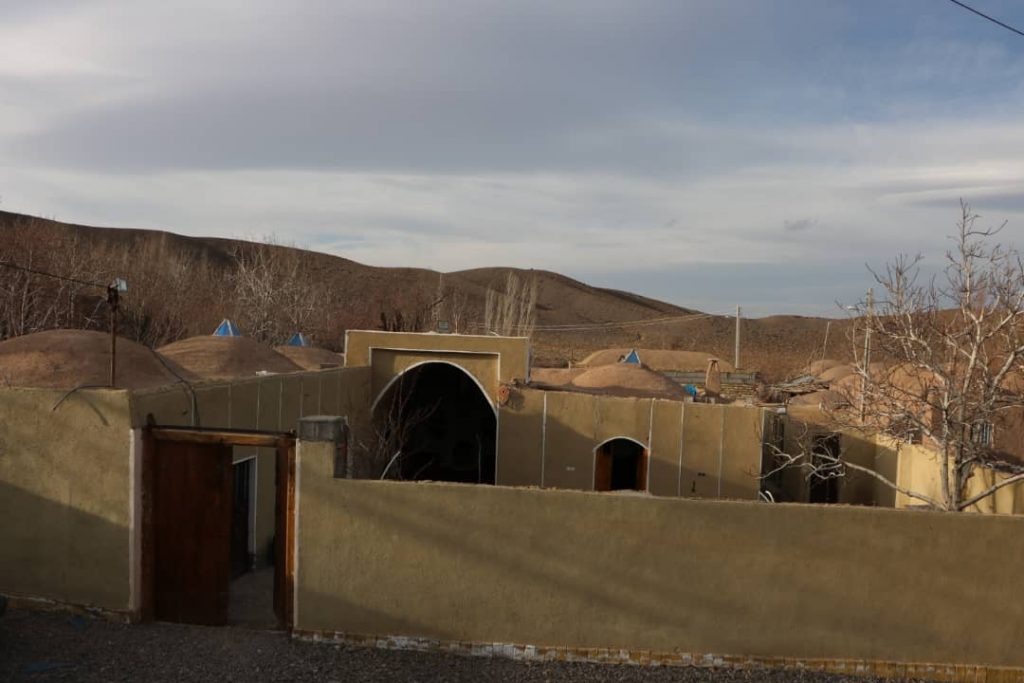 اقامتگاه بومگردی ظهرود در راین کرمان اقامتگاه بومگردی ظهرود در راین کرمان