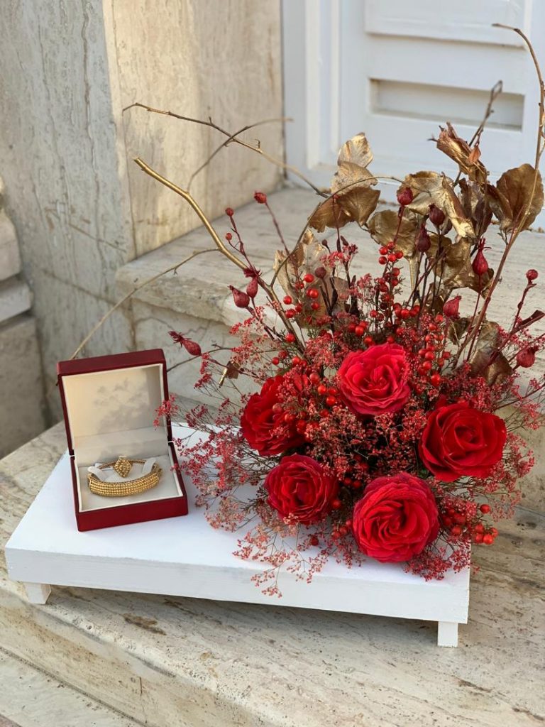 گلسرای یاس در گناوه