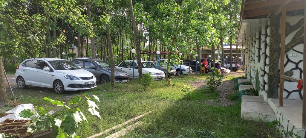 کبابسرای خانوادگی عزیزی نازک سرا آستانه اشرفیه کبابسرای خانوادگی عزیزی نازک سرا آستانه اشرفیه