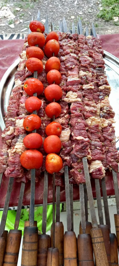 کبابسرای خانوادگی عزیزی نازک سرا آستانه اشرفیه کبابسرای خانوادگی عزیزی نازک سرا آستانه اشرفیه