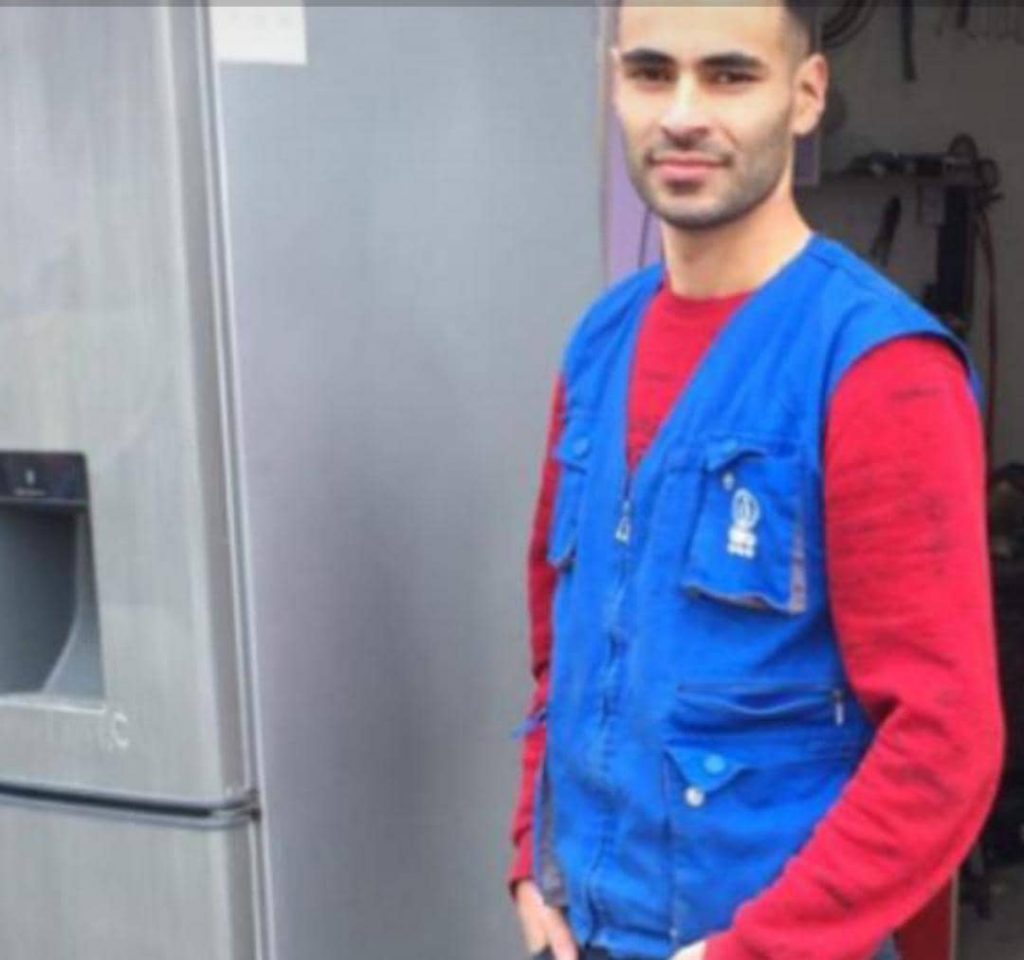 تعمیرات یخچال کولر و لباسشویی شهریار محمدی در پارس آباد اردبیل تعمیرات یخچال کولر و لباسشویی شهریار محمدی در پارس آباد اردبیل