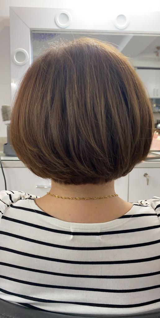 آموزشگاه و آرایشگاه مینا رشت