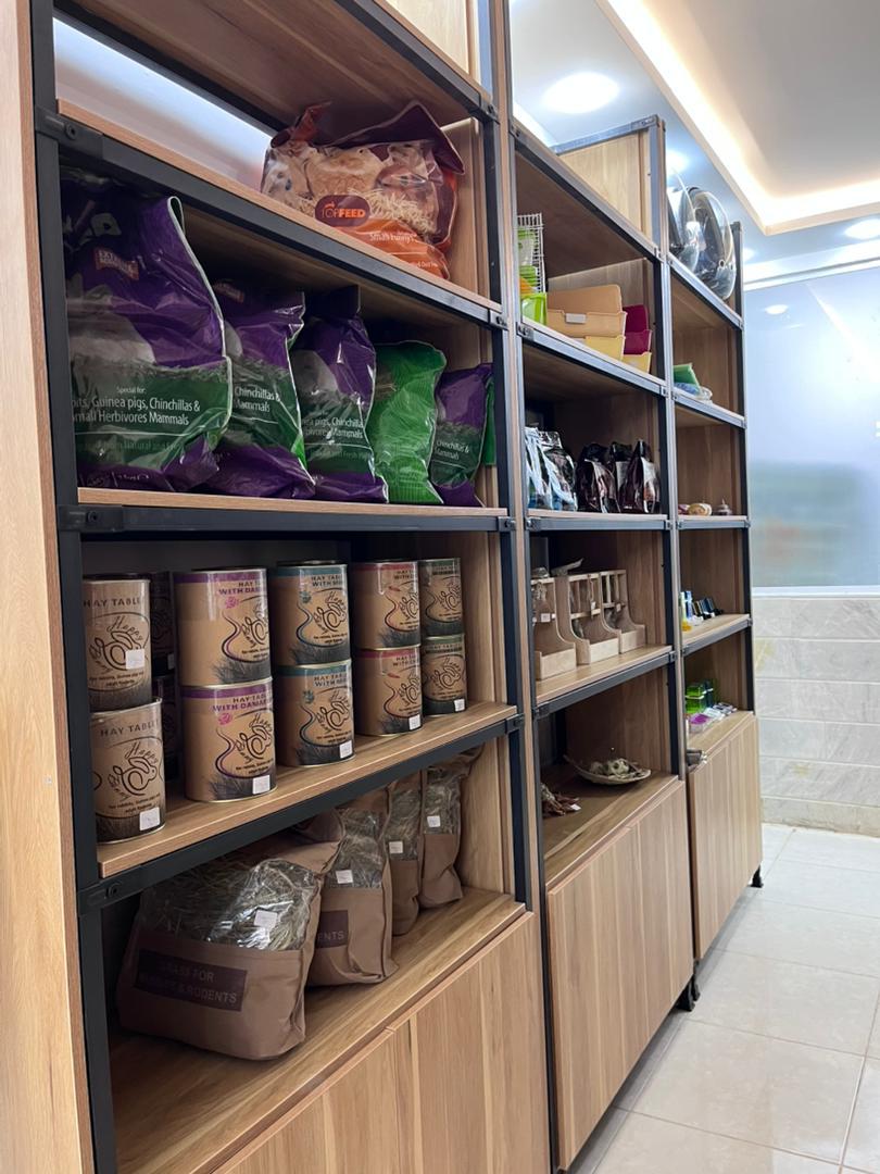 کلینیک دامپزشکی یونا در قم کلینیک دامپزشکی یونا در قم