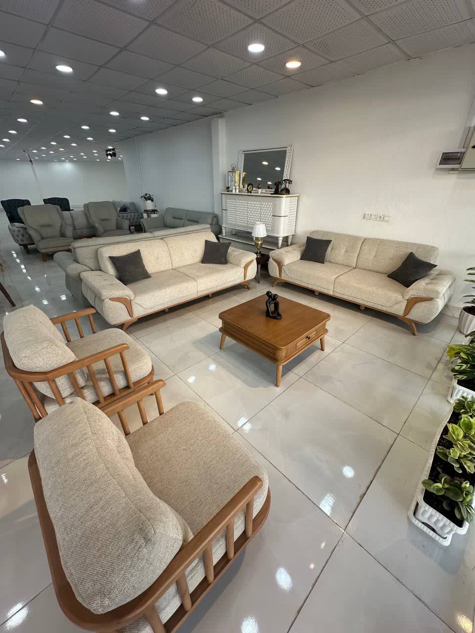 مبل آریا در عطا آباد آق قلا مبل آریا در عطا آباد آق قلا