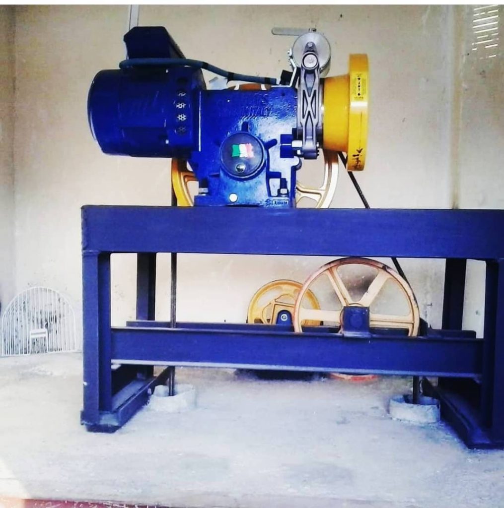 آذین آسانسور پارسه در شیراز آذین آسانسور پارسه در شیراز