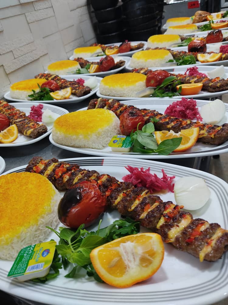 رستوران دارچین در لاهیجان رستوران دارچین در لاهیجان