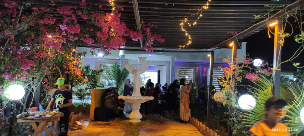 باغ تالار ماه رویان در خرمشهر