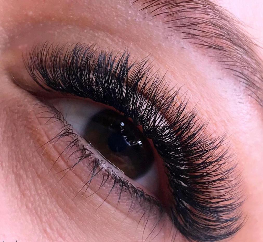 سالن زیبایی عروس برتر در فومن