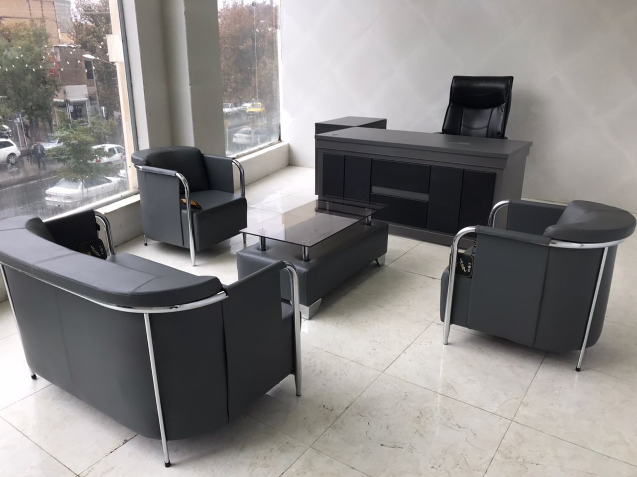 مبلمان اداری زندی در ملایر