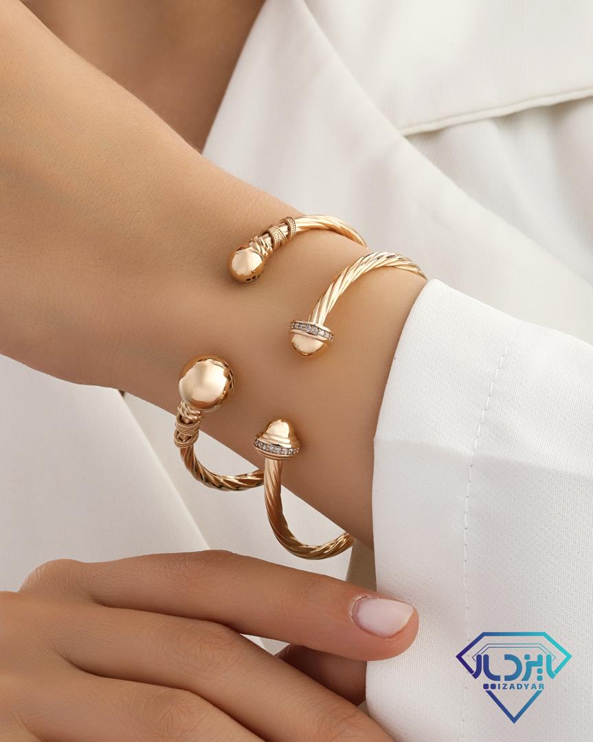 جواهری ایزدیار در بندرانزلی جواهری ایزدیار در بندرانزلی