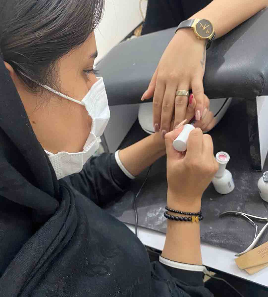 خدمات ناخن صدف در رفسنجان خدمات ناخن صدف در رفسنجان