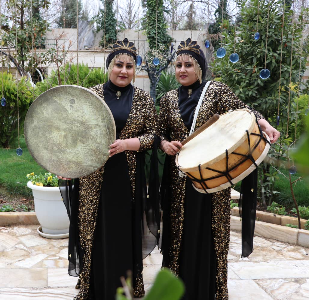 گروه موسیقی خواهران دف نواز ماه بانو در مشهد