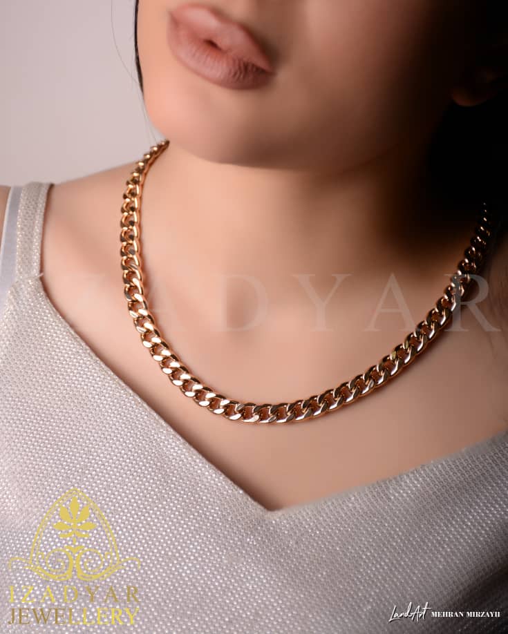 جواهری ایزدیار در بندرانزلی جواهری ایزدیار در بندرانزلی