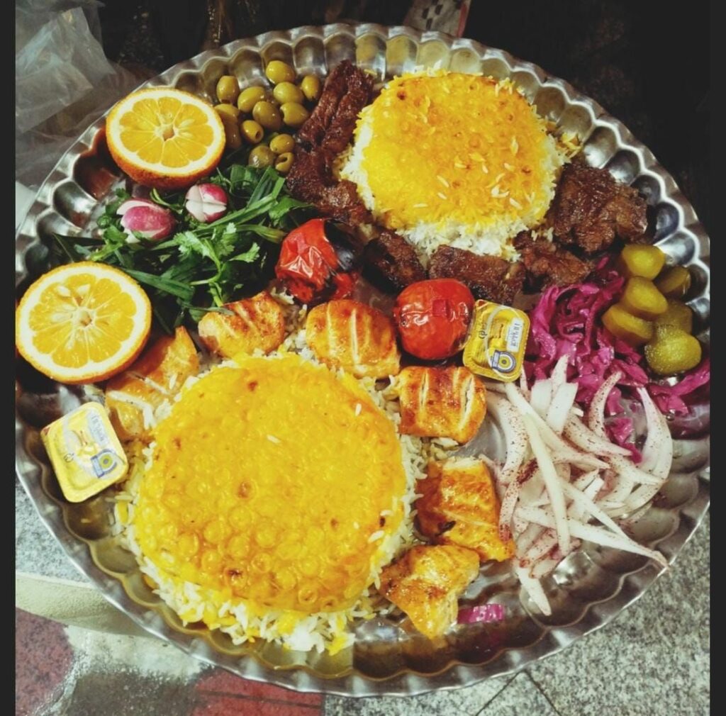 رستوران ضیافت در آستارا