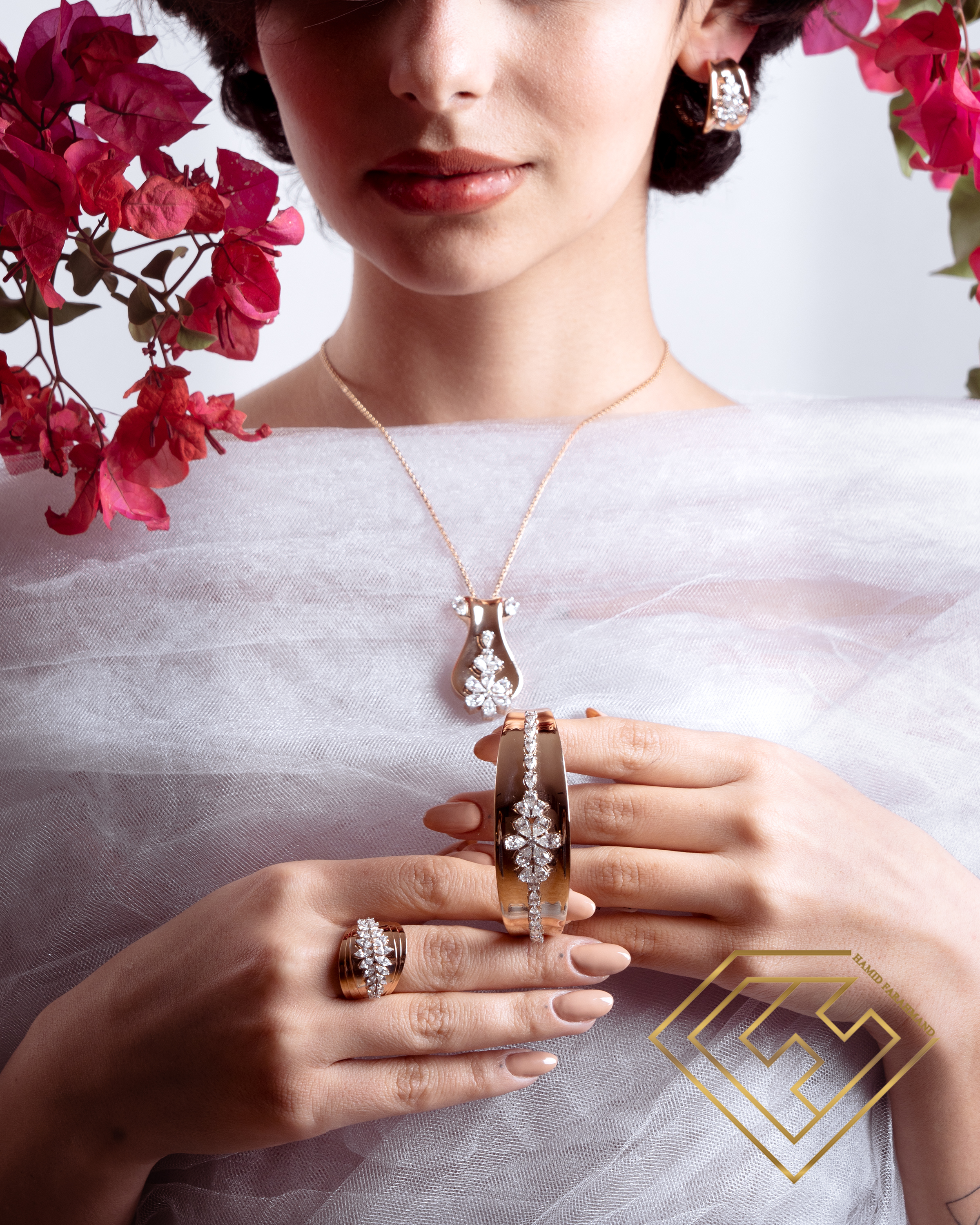 جواهری حمید فرهمند در یزد جواهری حمید فرهمند در یزد