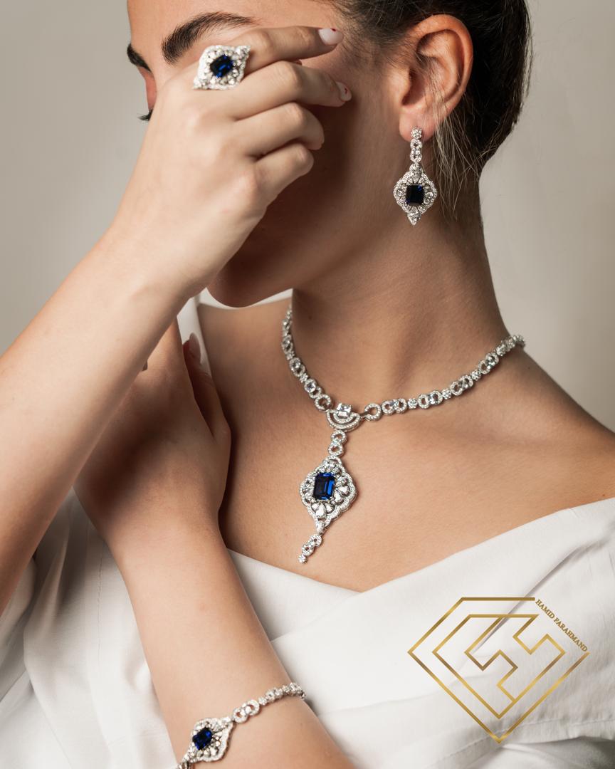 جواهری حمید فرهمند در یزد جواهری حمید فرهمند در یزد