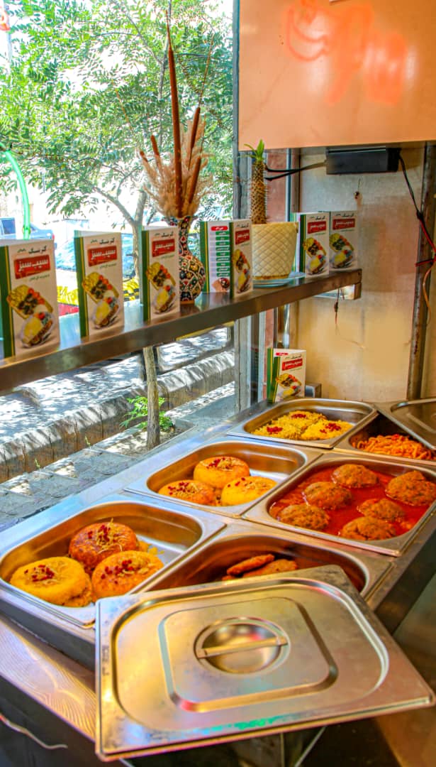 کترینگ سیب سبز در تبریز