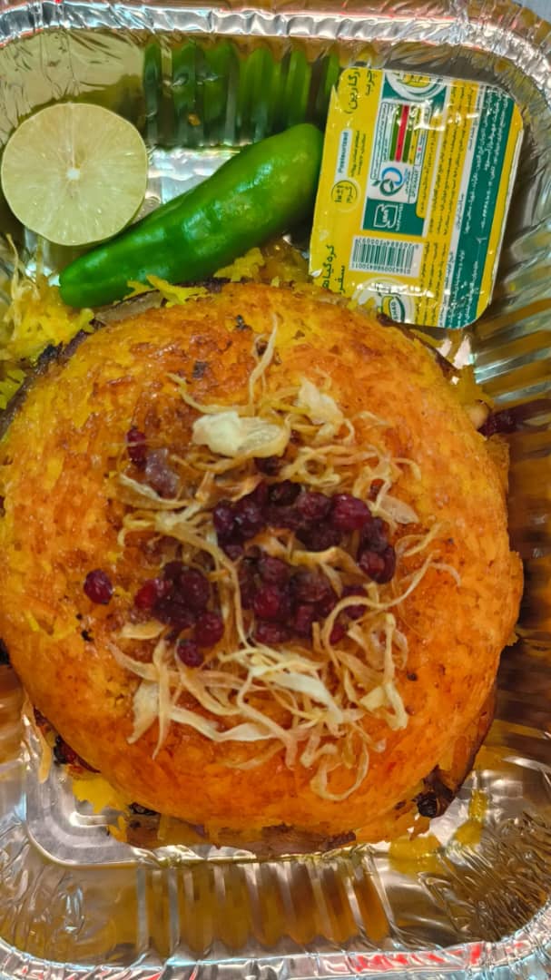 کترینگ سیب سبز در تبریز