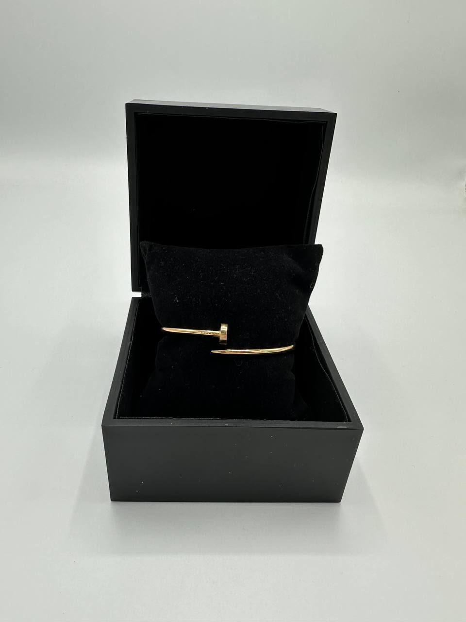 طلا فروشی منتظری در نجف آباد اصفهان طلا فروشی منتظری در نجف آباد اصفهان