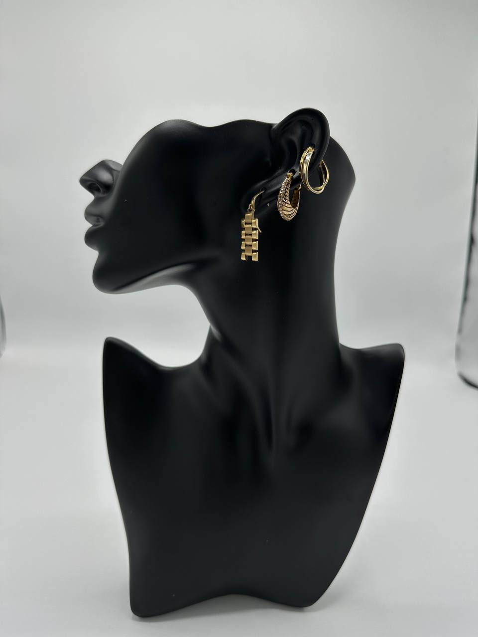 طلا فروشی منتظری در نجف آباد اصفهان طلا فروشی منتظری در نجف آباد اصفهان