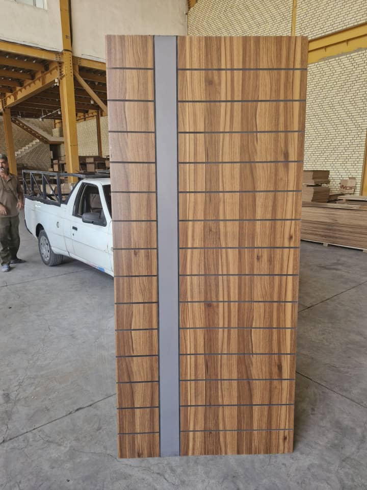 آرکا درب نورمحمدی در ساوه آرکا درب نورمحمدی در ساوه