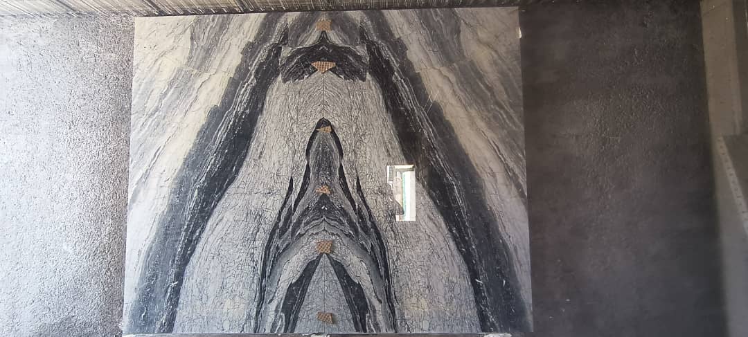 سنگکاری نما عبدالرضا سرلک در الیگودرز