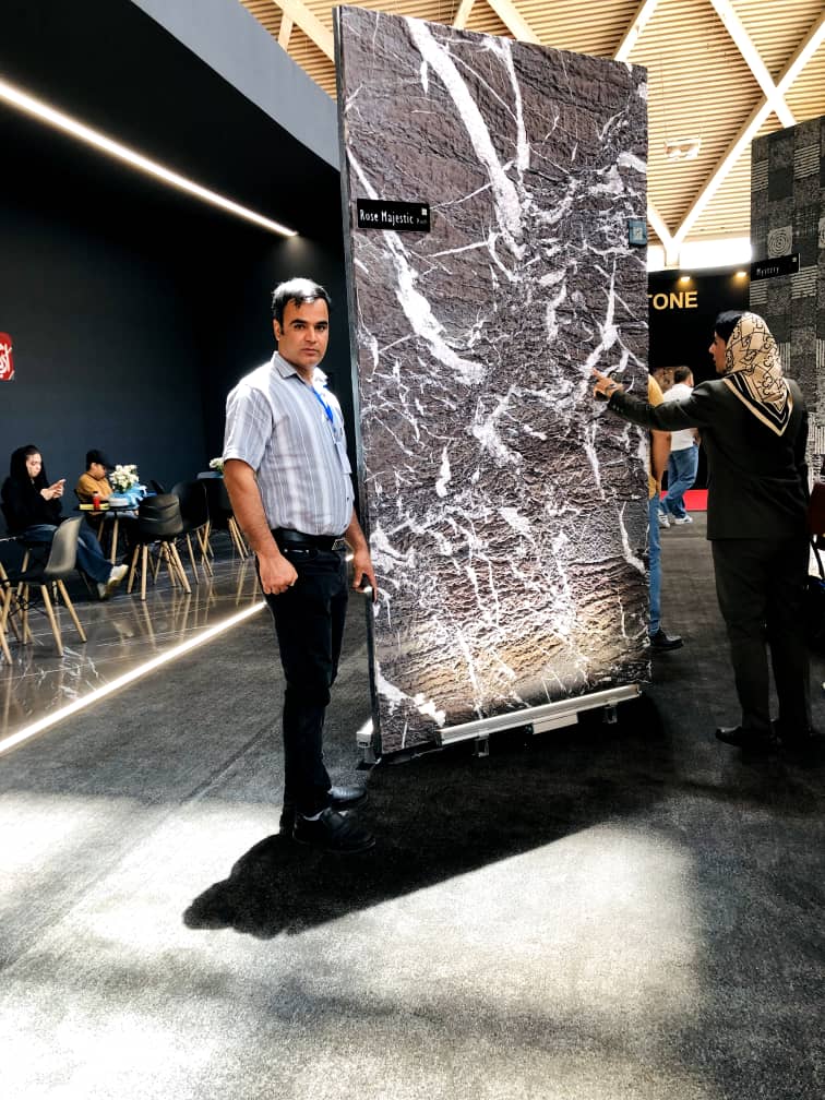 سنگکاری نما عبدالرضا سرلک در الیگودرز