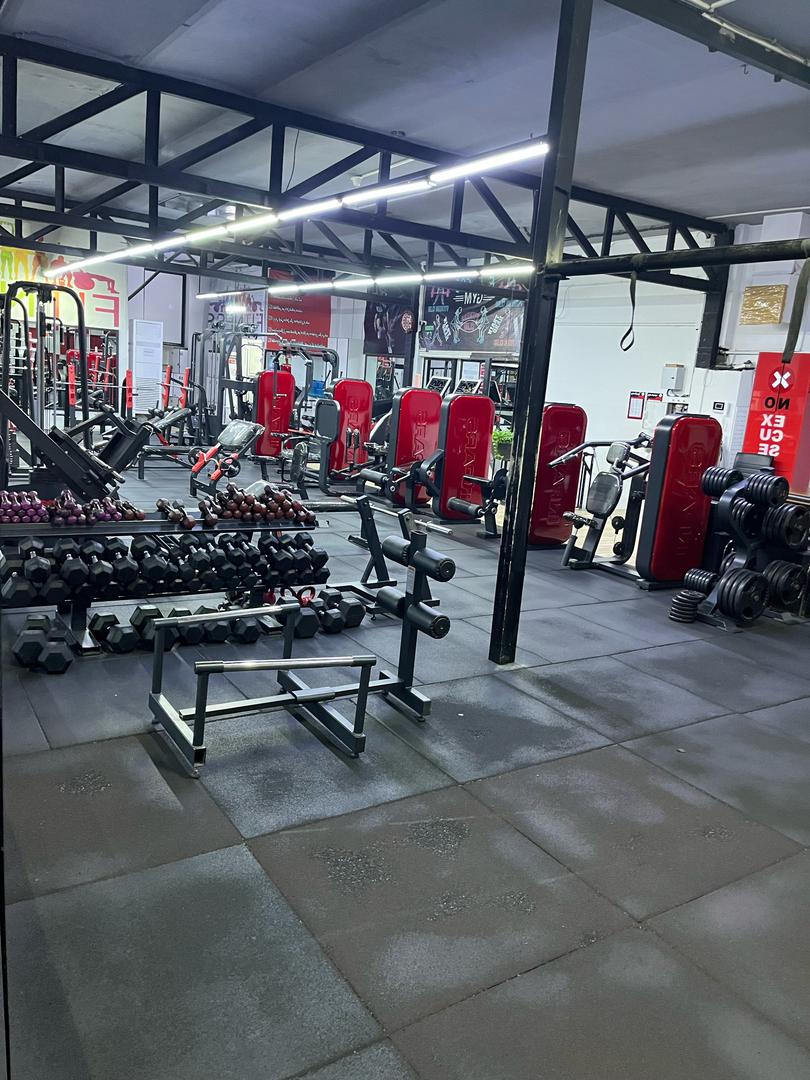 باشگاه ورزشی ایران دخت در تهران باشگاه ورزشی ایران دخت در تهران