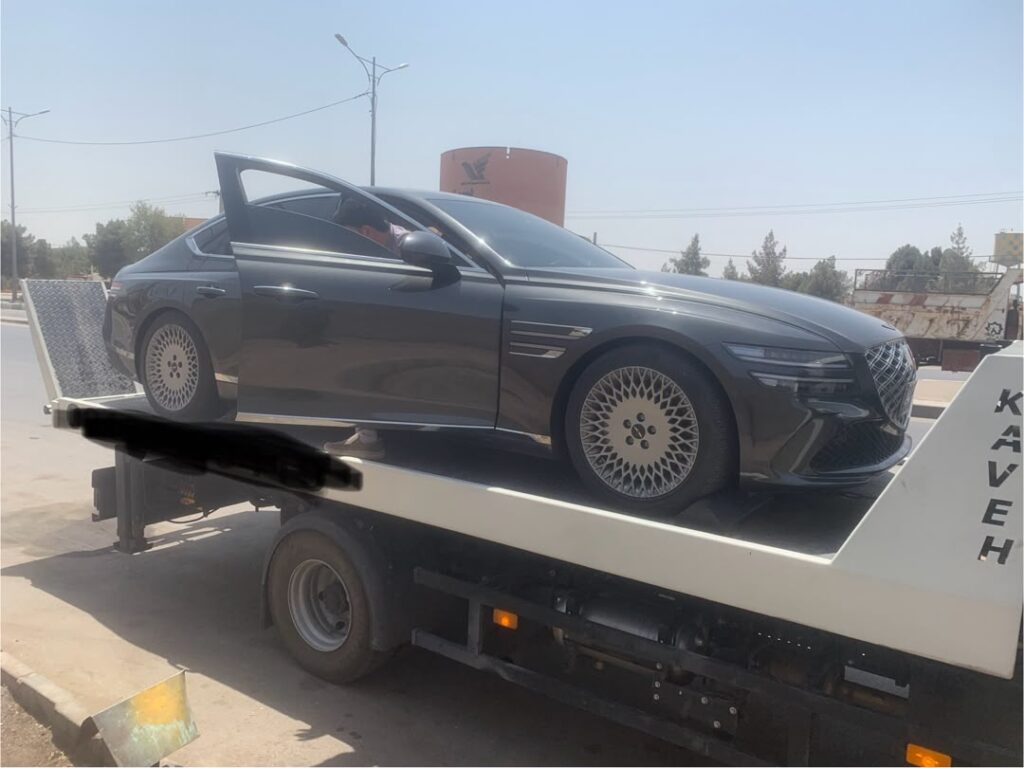 یدک کش و چرخ گیر آزادی در کرمان