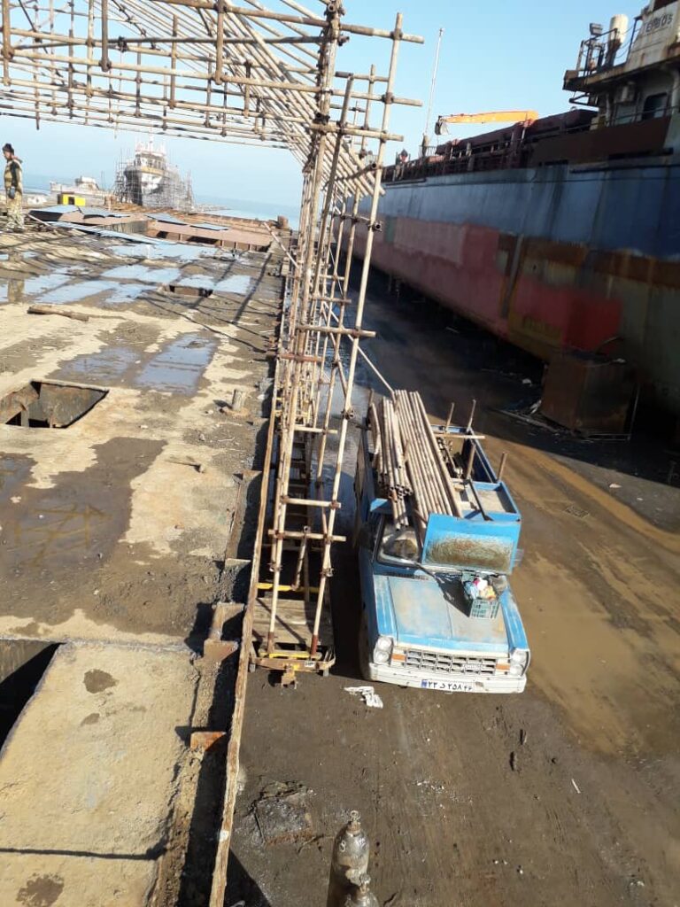 داربست تختی در رشت