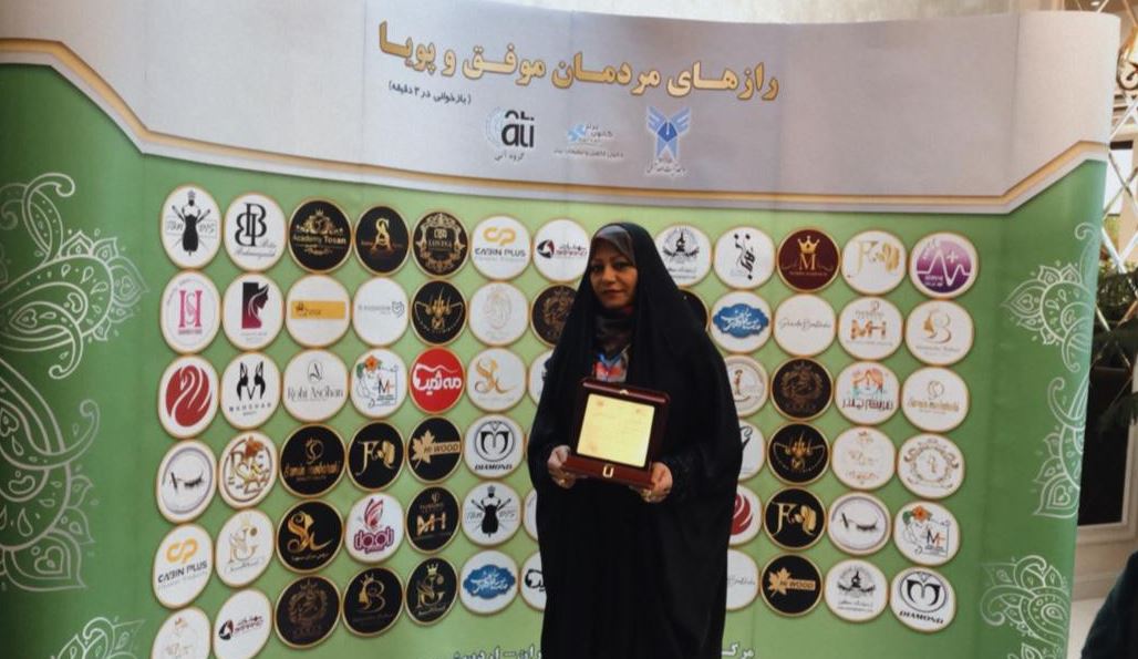 آموزش طراحی لباس و دوخت خانم حصاری در تهران