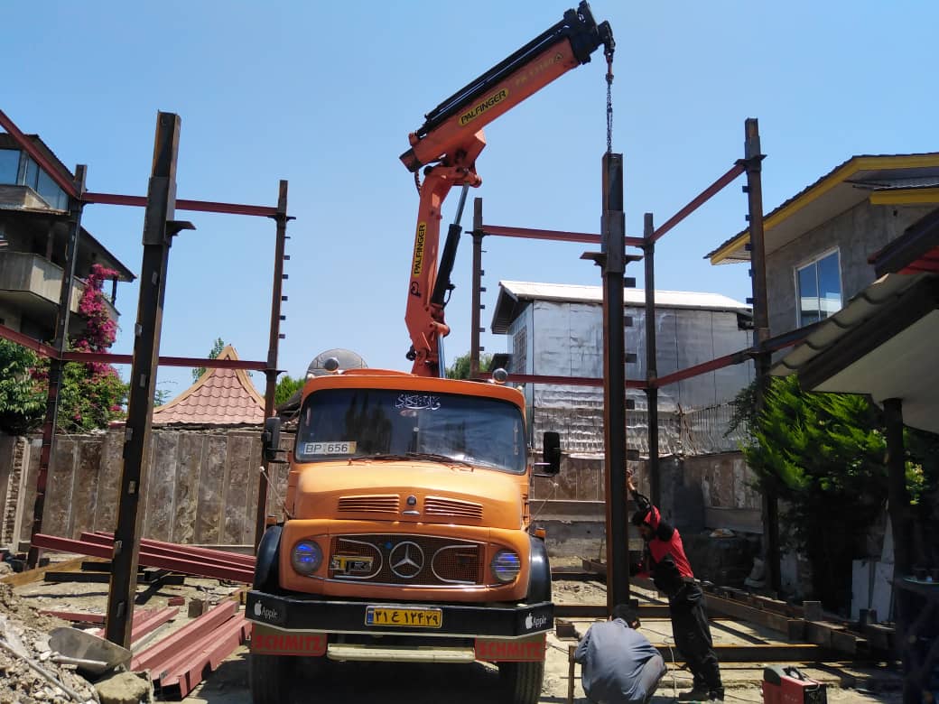 جرثقیل مسعود رضایی در آمل